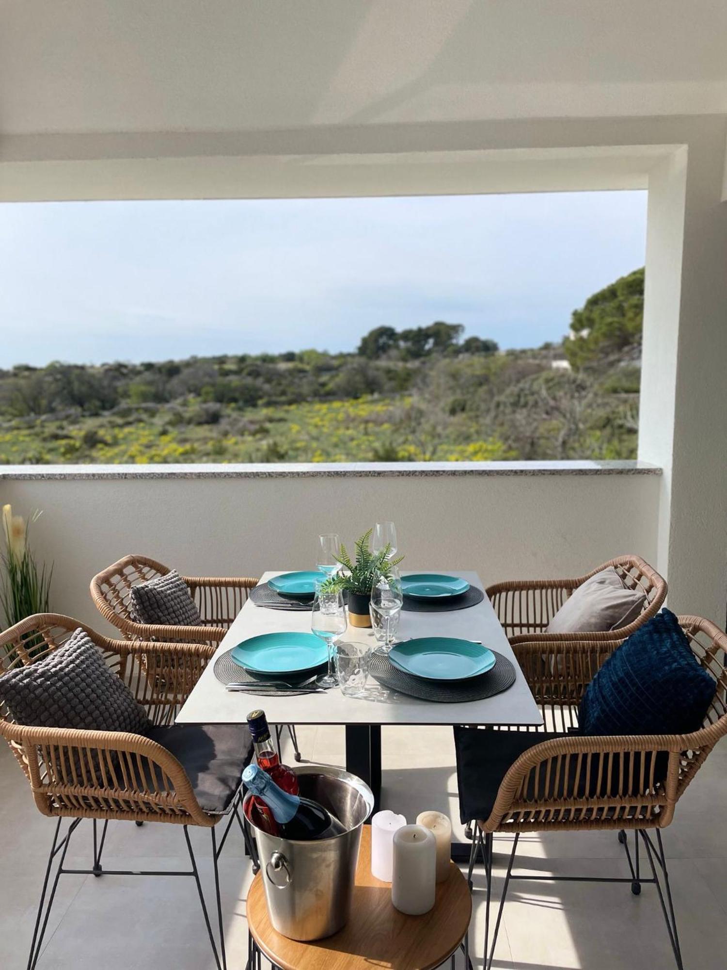 Rimac Apartments Novalja Eksteriør bilde